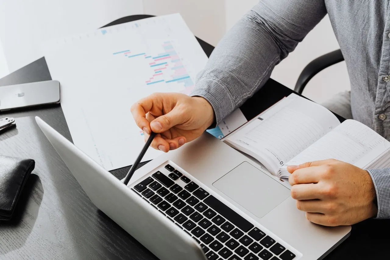 What Is Dropshipping? A Beginner's Guide for 2026
