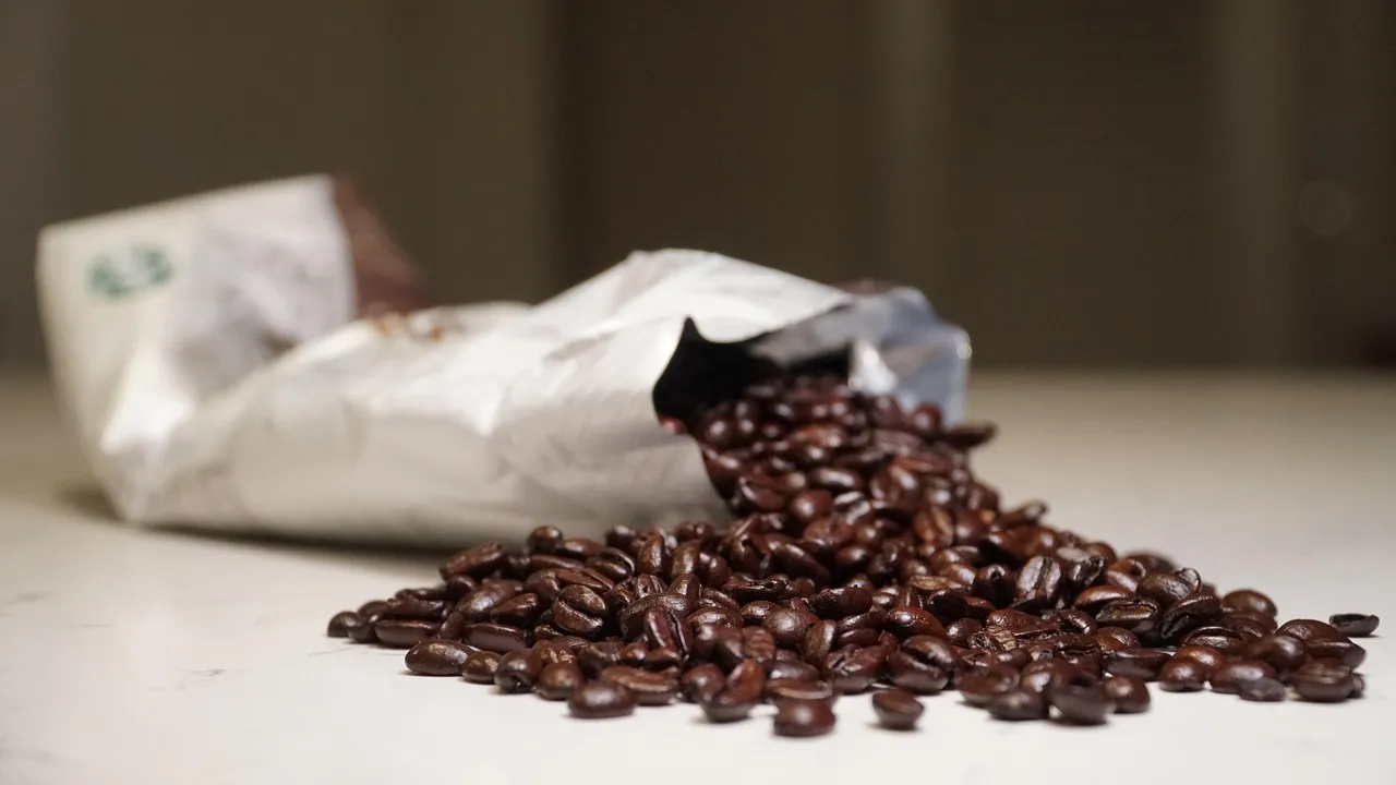 12 Coffee Dropshipping Suppliers to Launch Your Brand in 2026